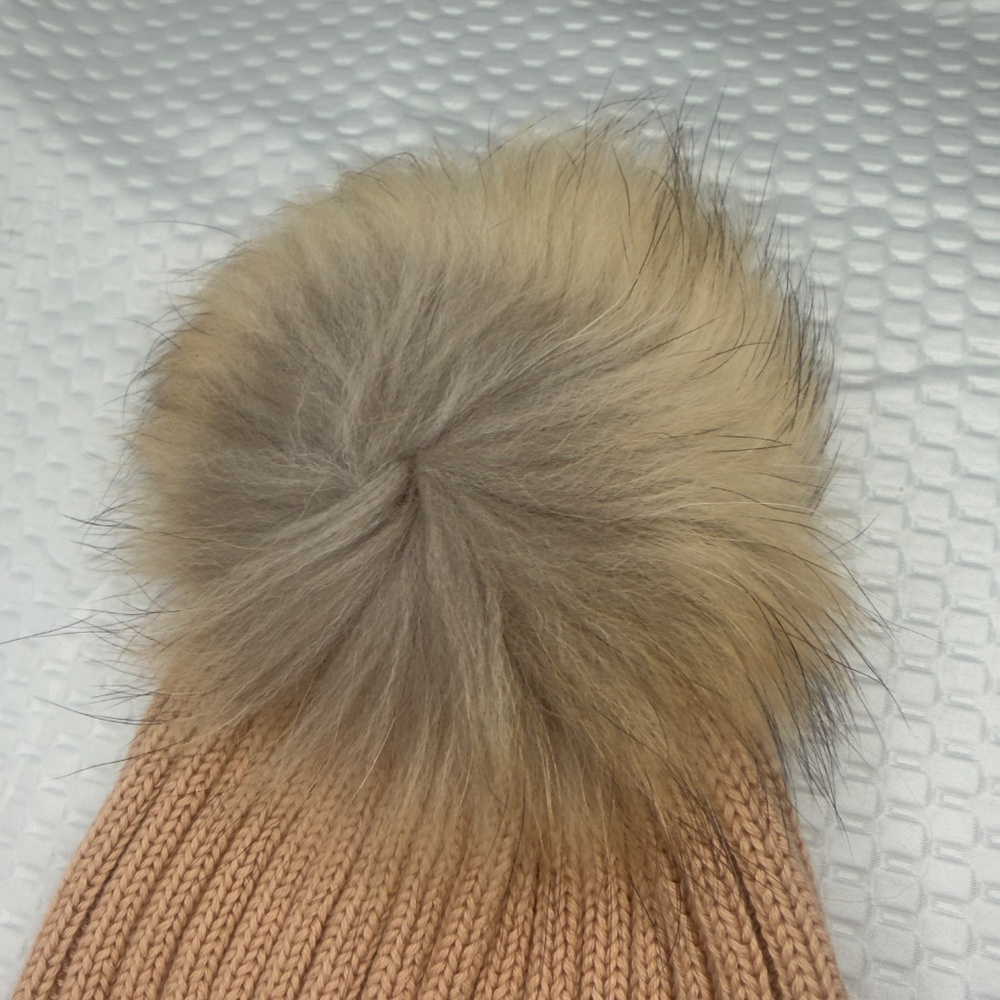 MONCLER WOMEN'S LIGHT BROWN RIBBED KNIT BEANIE W/ POM POM -SAME DAY SHIP - Picture 5 of 6